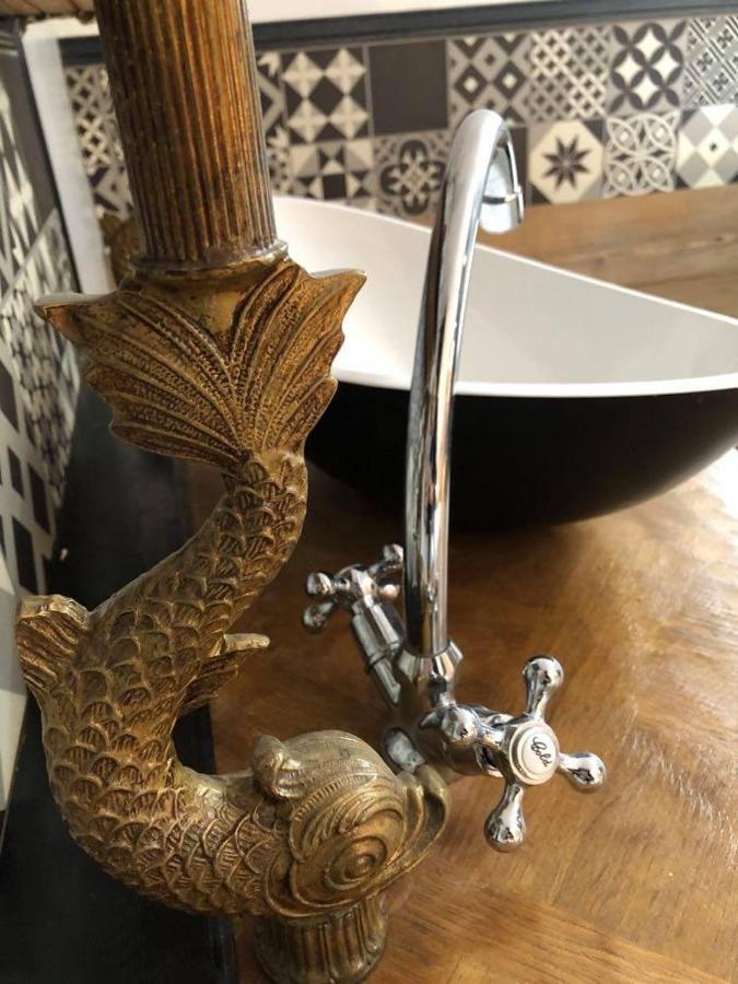 Appartement Romantique Parisien, Baignoire Retro Au Pied Du Lit Boulogne-sur-Mer Zewnętrze zdjęcie